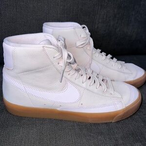 Nike Blazer Mid Premium Pearl Pink Gum Sneakers Women's DQ7572-600 | Size 9.5